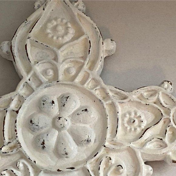 Home Décor Recycled Christian Cross 13 x 8 Inches - Picture 4 of 6